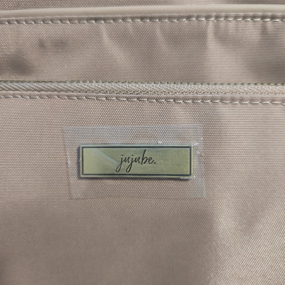 Jujube Eco BFF Truffle Diaper Bag - Picture 7 of 14